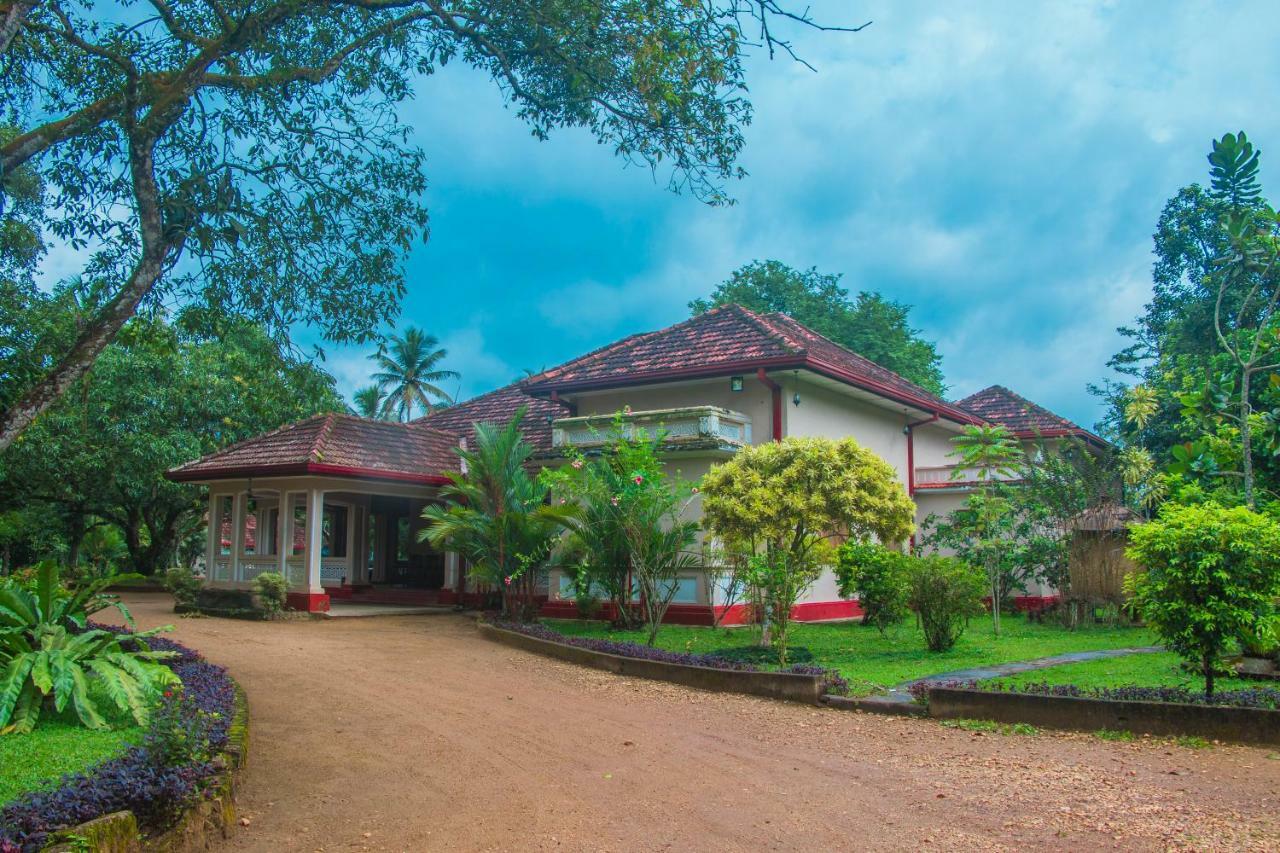 Randiyaepiliyagoda Resort Avissawella Exterior foto