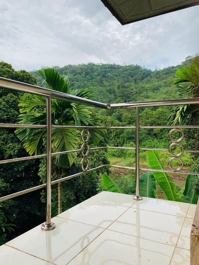 Randiyaepiliyagoda Resort Avissawella Exterior foto